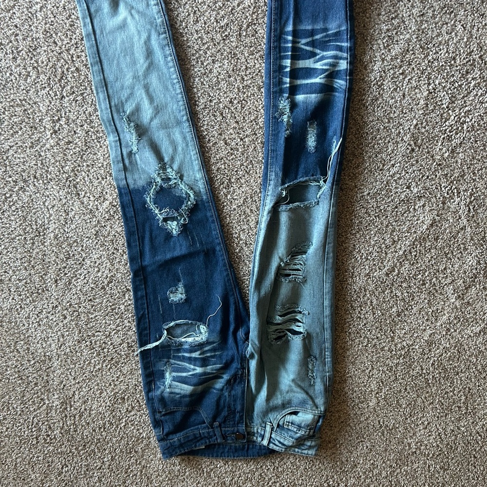 Men's Distressed Blue Jeans Gentle Worn
